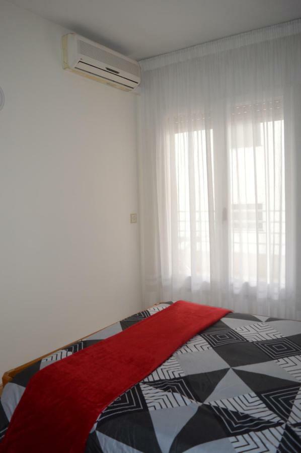 Ferienwohnung Apartamento Completo 200M Playa Roses Exterior foto