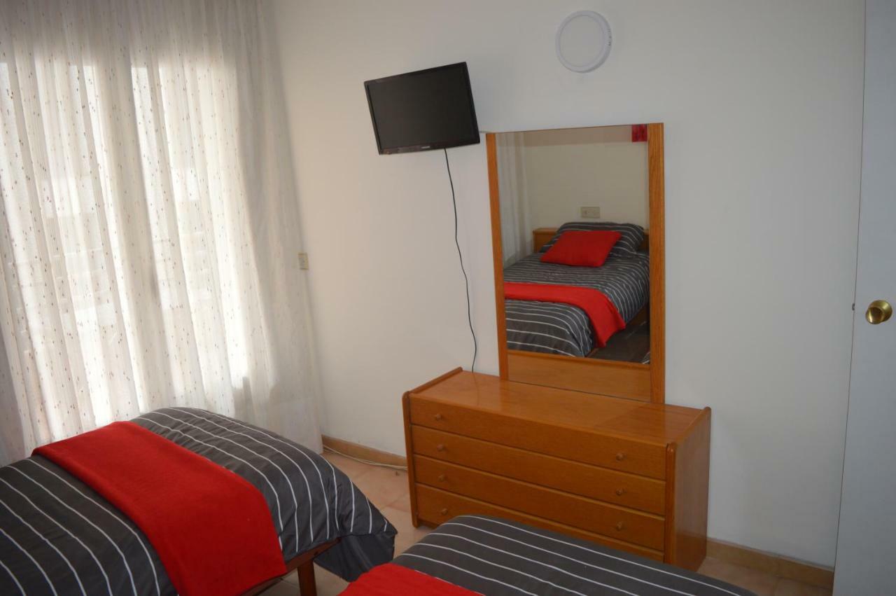 Ferienwohnung Apartamento Completo 200M Playa Roses Exterior foto